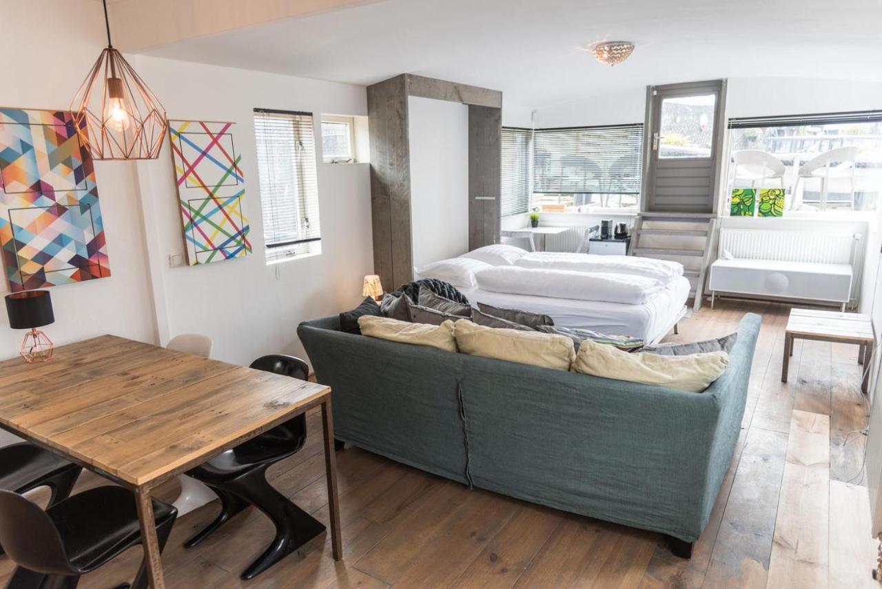 Houseboat Next To Amstel Bed & Breakfast Amsterdam Exterior foto